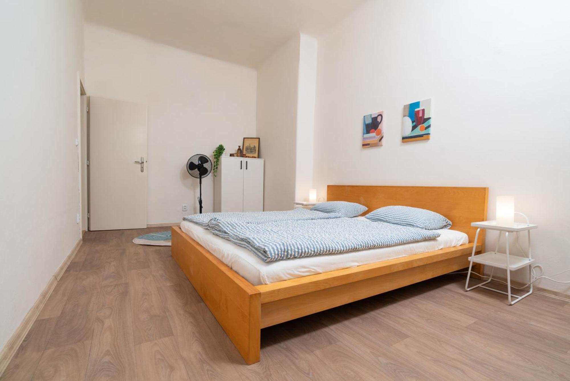 Vinohrady Apartamento *